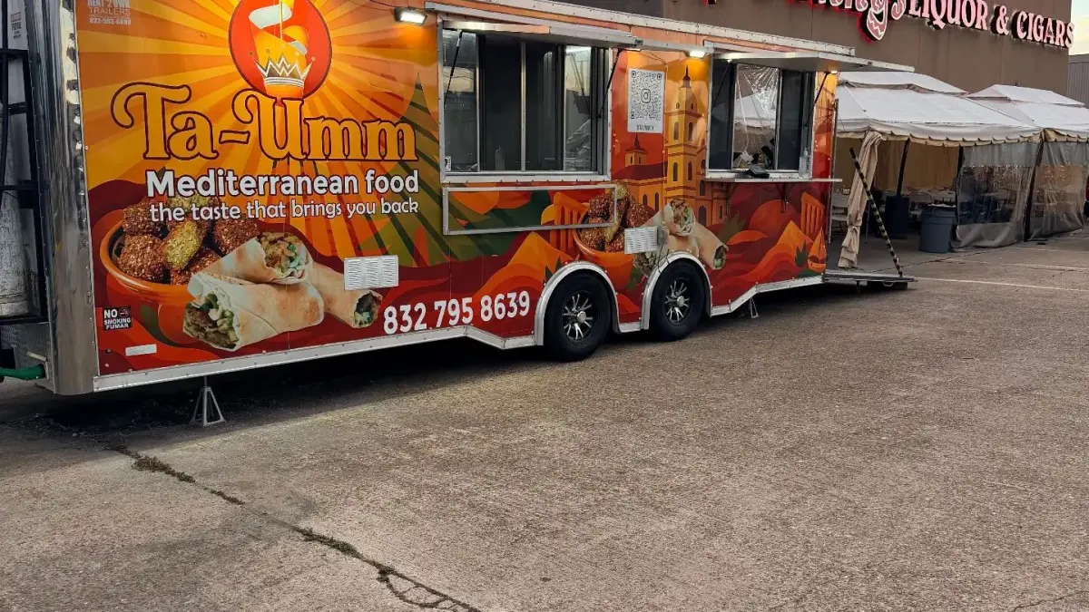 El tráiler de Ta-Umm Mediterranean Food en Katy, Texas